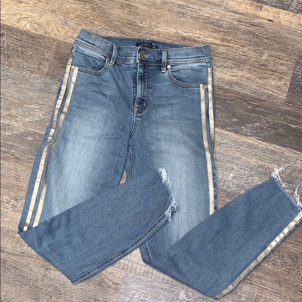 🌿Level 99 Cut Off Jeans🌿